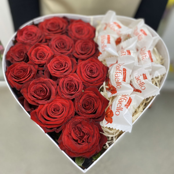 Коробка цветов " I love you"